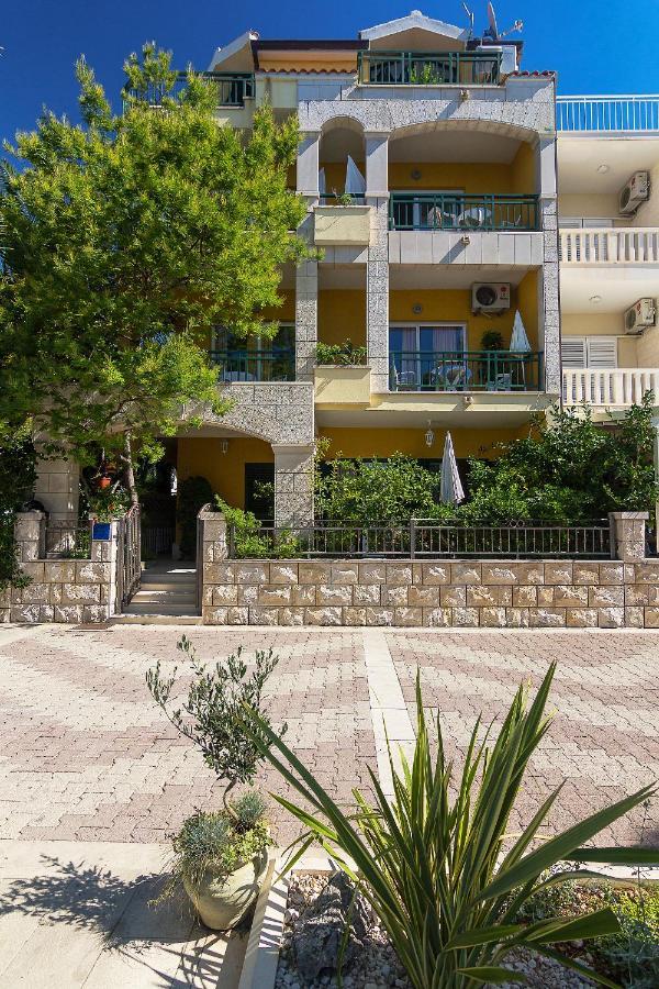 Apartment Ela Tucepi
